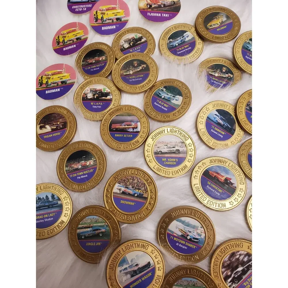 Lot 30+ JOHNNY LIGHTNING LIMITED EDITION‎ COLLECTOR COINS